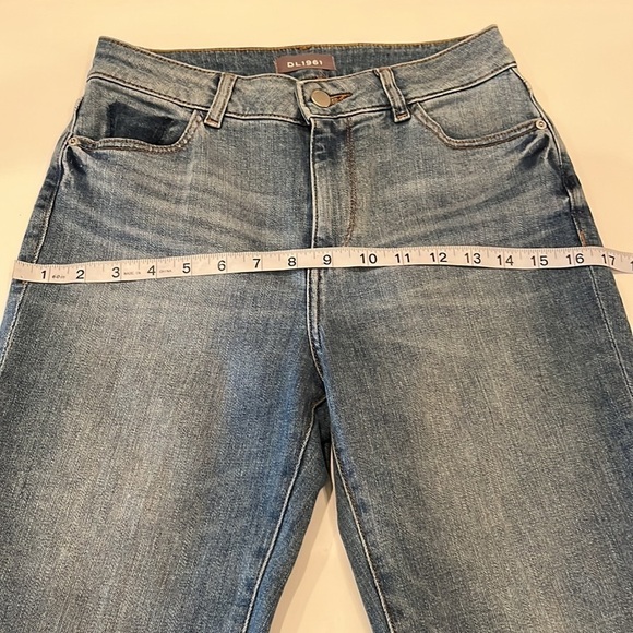 DL1961 Mara Ankle High Rise Straight Size 29 - Picture 5 of 16